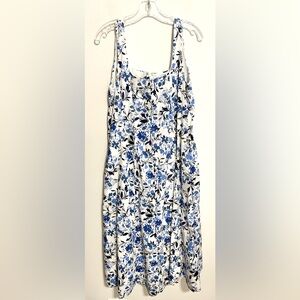 NWT Free Assembly Fit & Flare Floral Print Midi Dress. White/Blue. Lined. Size M